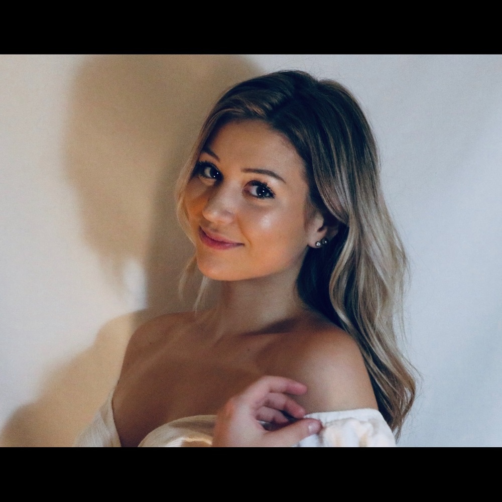 Meet your Posher, Harris